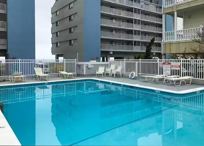 Oceana I # 202 Apartamento