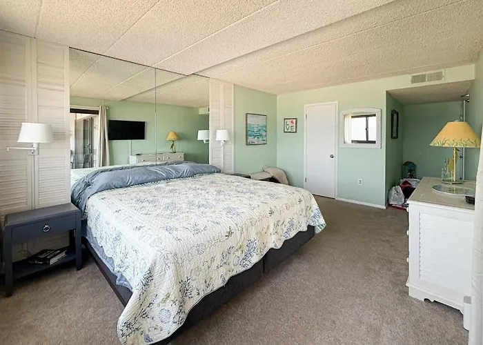 Oceana I # 202 Apartamento